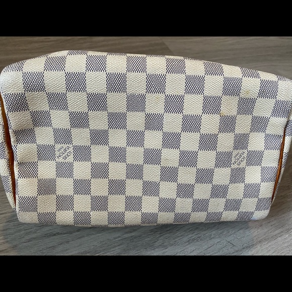 Louis Vuitton 25B - Picture 3 of 11